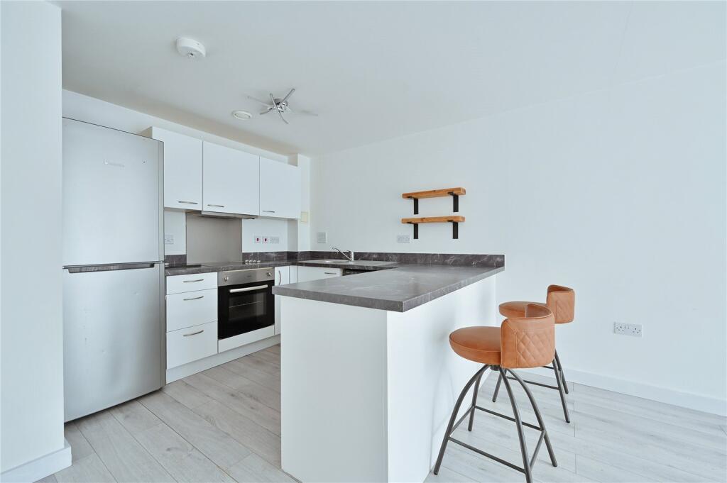 Additional image 2 of Whitley Court Newsom Place, Hatfield Road, St. Albans, Hertfordshire