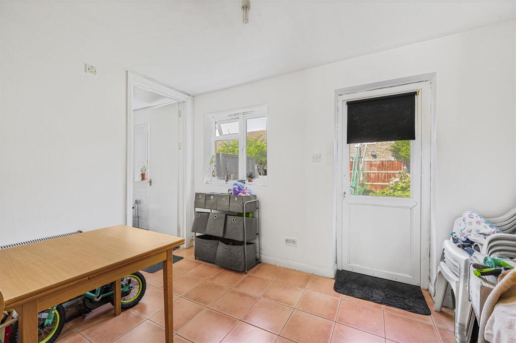 Additional image 10 of Collingwood Close, Peacehaven