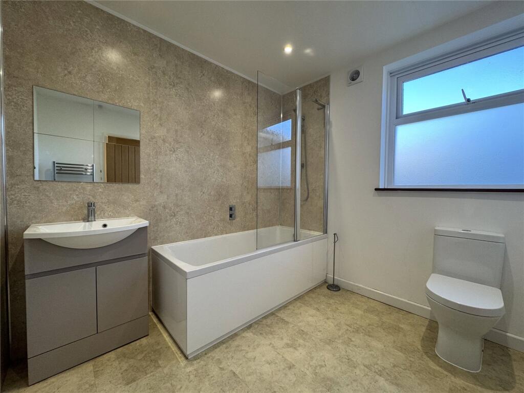 Additional image 15 of Highlands Road, Barton On Sea, Hampshire, BH25