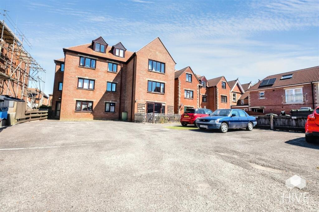 Additional image 13 of Victoria Avenue, Swanage