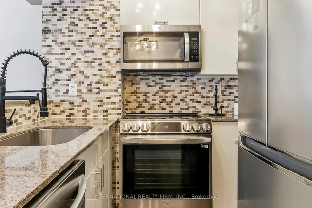 Additional image 27 of 801 King St Unit 628