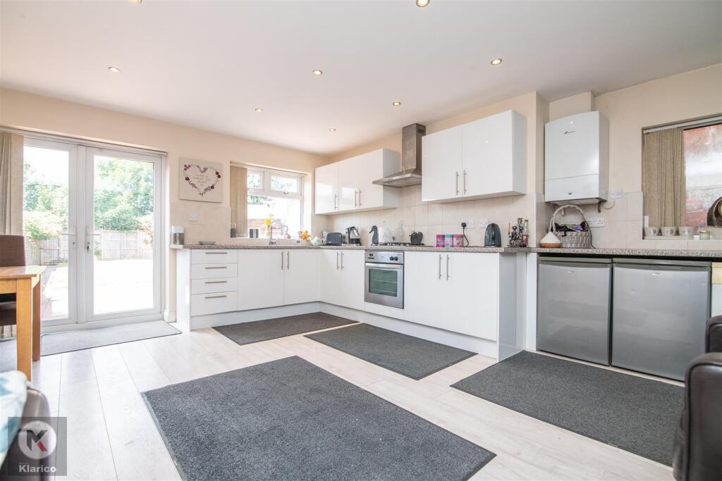 Additional image 4 of Bayford Avenue, Sheldon