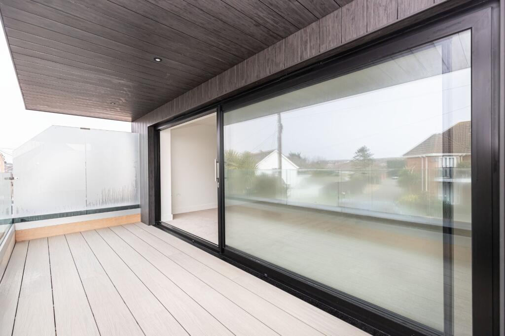 Additional image 15 of 1a First Marine Avenue, Barton on Sea, Hampshire. BH25 7DP