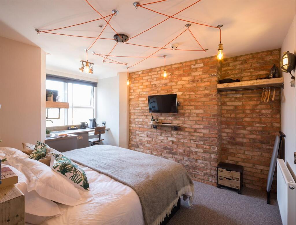 Additional image 17 of Broad Street and Middle Street, Brighton