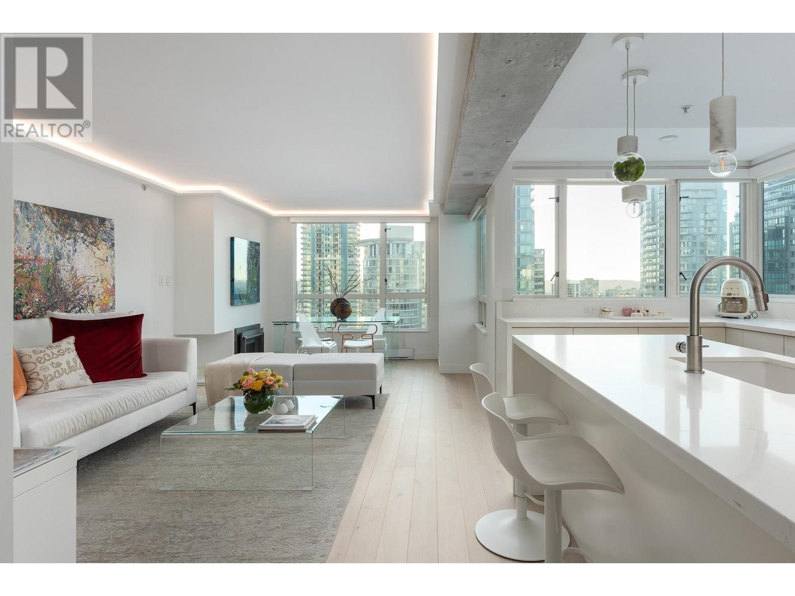 Property image for 2601 1238 MELVILLE STREET|Vancouver, British Columbia V6N4N2