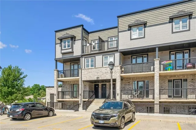 Additional image 3 of 1989 Ottawa St Unit 21B