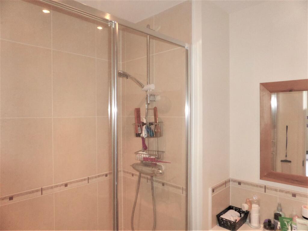 Additional image 20 of Stepney Court - P1222