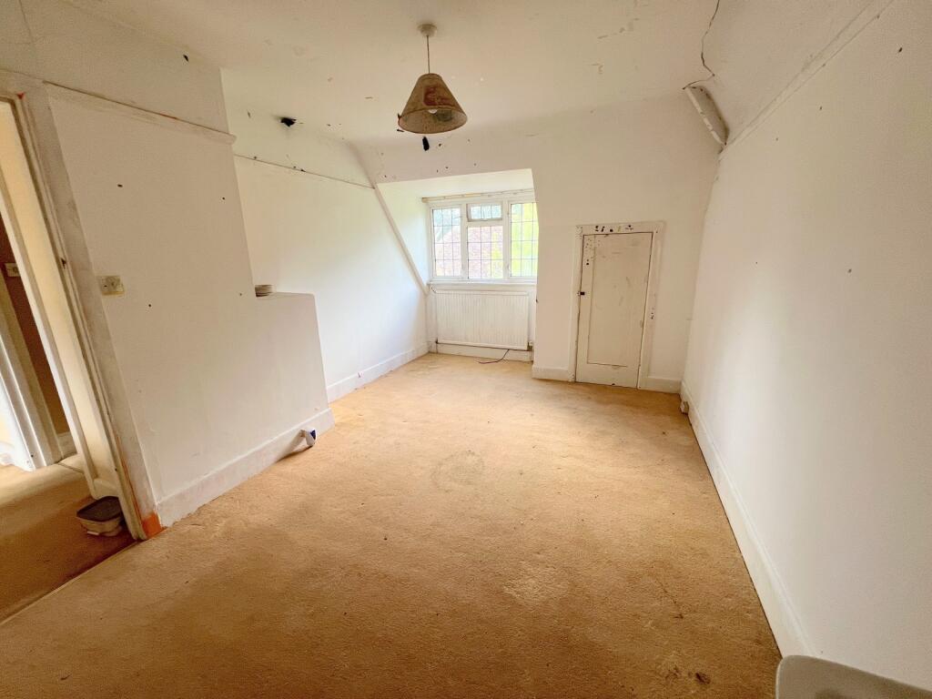 Additional image 11 of Farm Lane North, Barton On Sea, New Milton, Hampshire. BH25 7BP