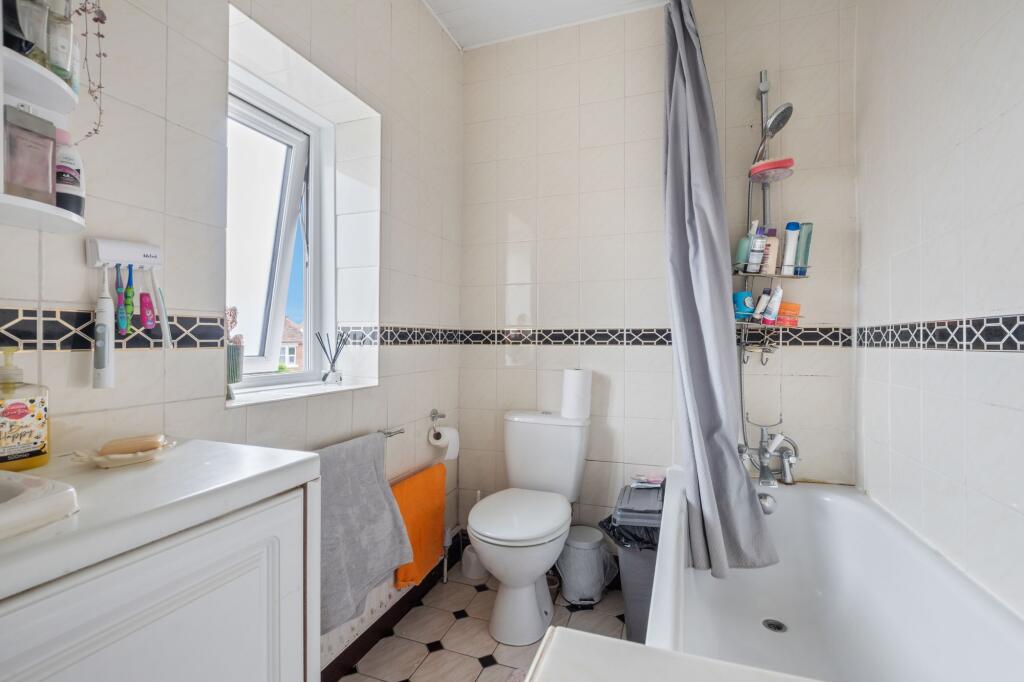 Additional image 15 of Queens Park South Drive, Bournemouth, BH8