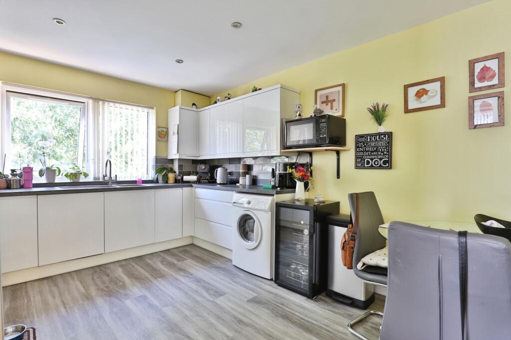 Additional image 7 of Cornish Gardens, BOURNEMOUTH, Dorset, BH10