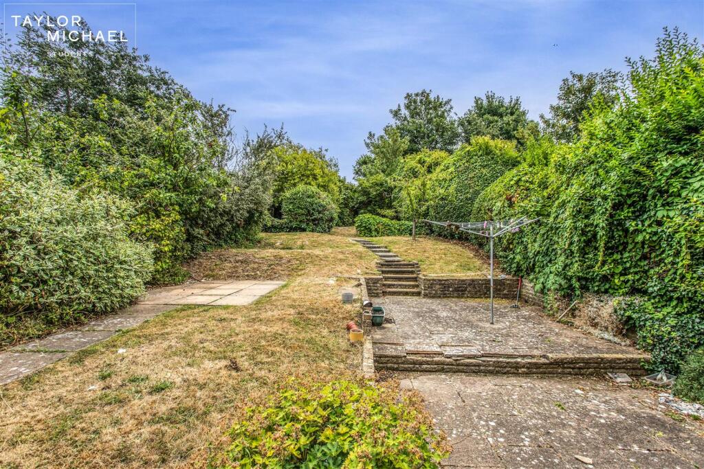 Additional image 15 of Southall Avenue, Brighton