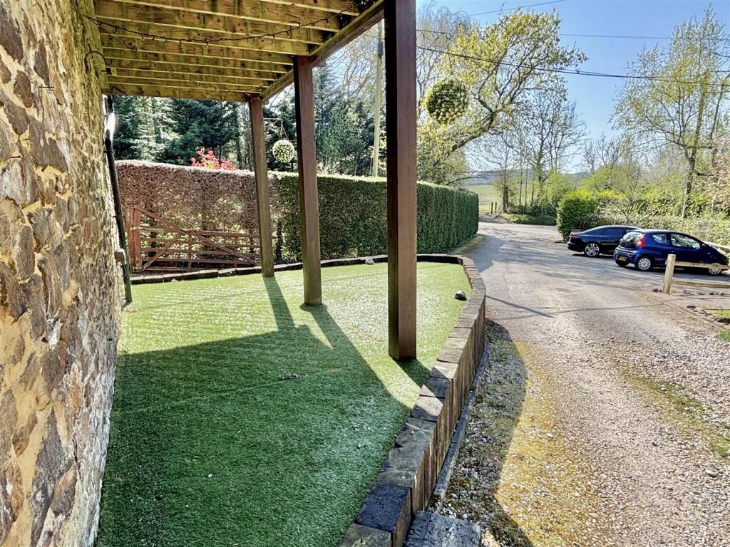 Additional image 18 of Loop Farm Road, Lytchett Matravers