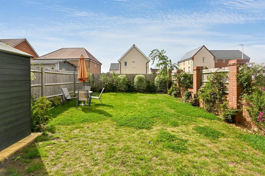 Additional image 18 of Coniston Avenue, Eastbourne