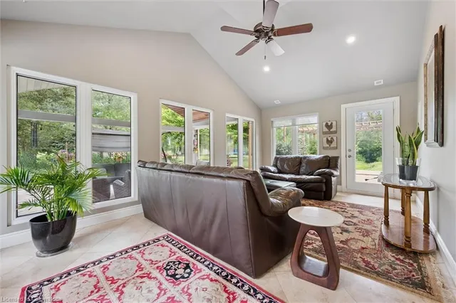 Additional image 12 of 882-888 Fairway Rd