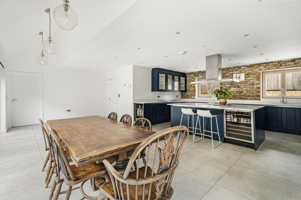 Additional image 3 of Briary Wood End, Welwyn, AL6