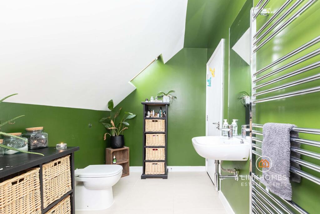 Additional image 25 of Insley Crescent, Broadstone, BH18