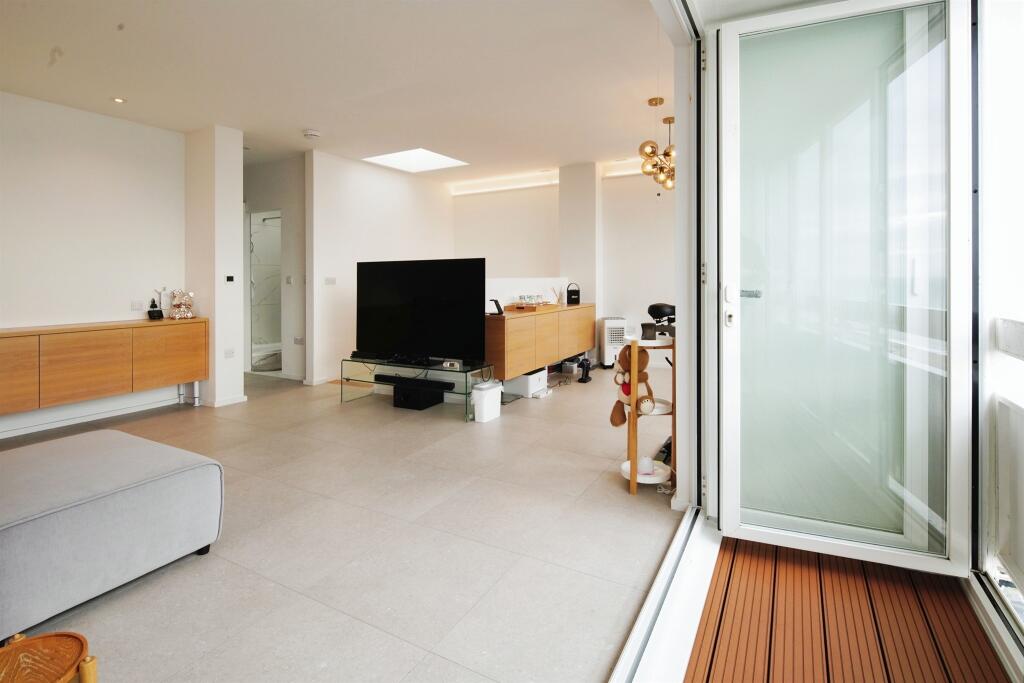 Additional image 4 of Kings Road, Brighton