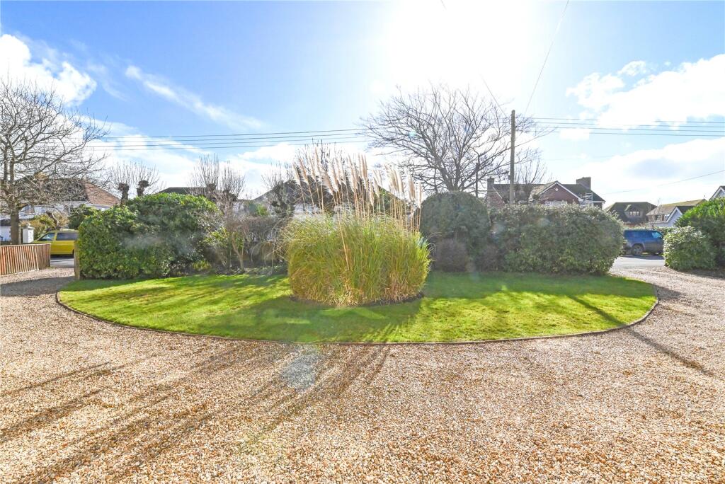 Additional image 30 of Chestnut Avenue, Barton on Sea, New Milton, Hampshire, BH25