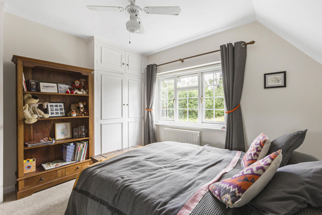 Additional image 9 of The Cottages, Pottersheath Road, Welwyn, AL6