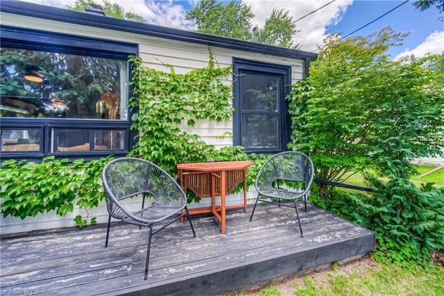 Additional image 6 of 102 Spadina Rd