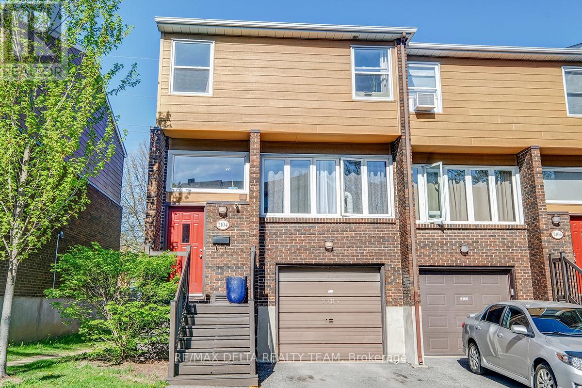 2104 ERIC CRESCENT|Ottawa, Ontario K1B4P4