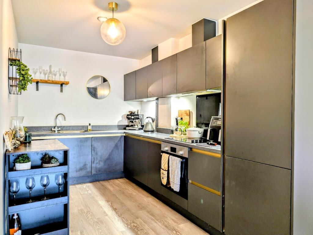 Additional image 7 of South Street, Worthing