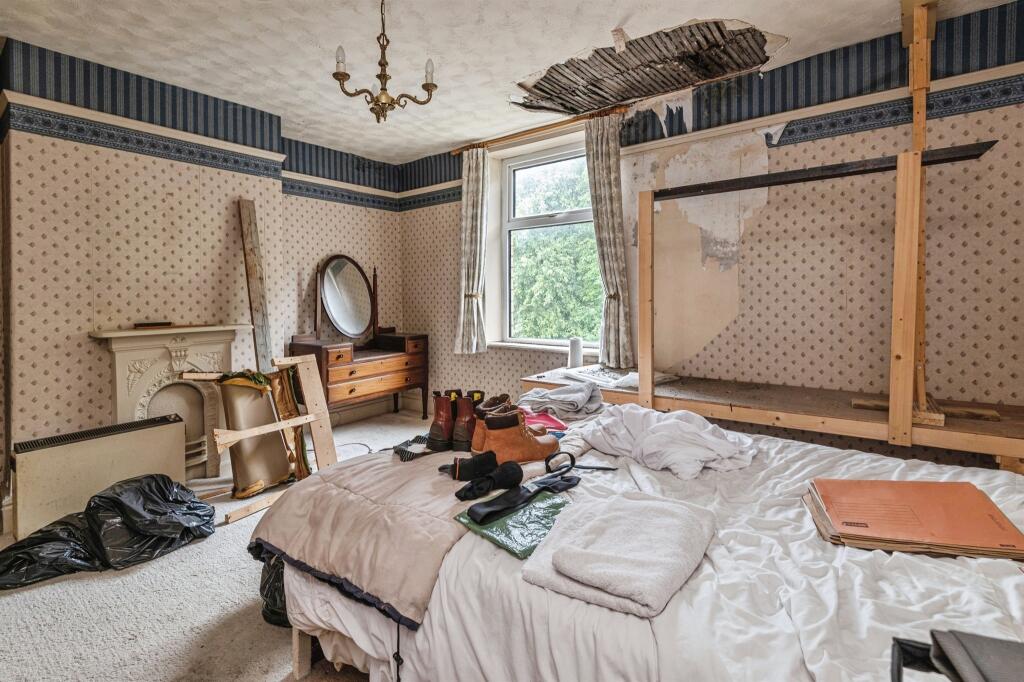 Additional image 7 of Hollingwood Lane, Bradford