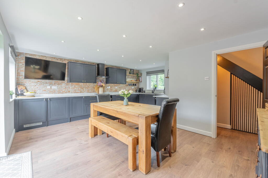 Additional image 6 of Thruxton Close, Redditch, B98 0JN