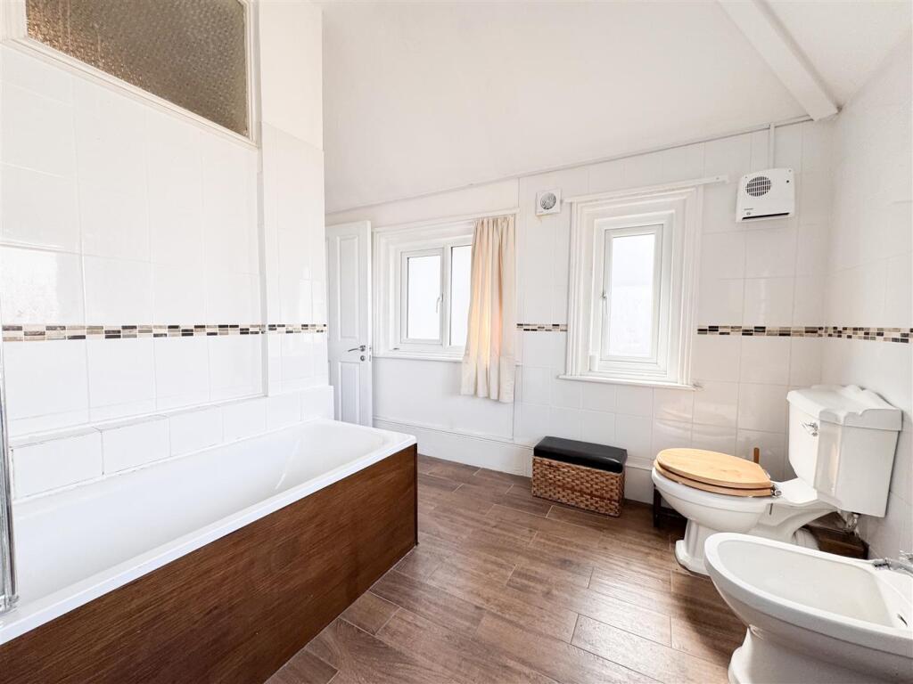 Additional image 16 of Royal Parade, Eastbourne BN22 7AQ