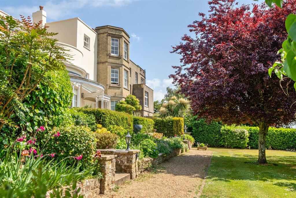 Additional image 2 of Tower House Gardens, Arundel