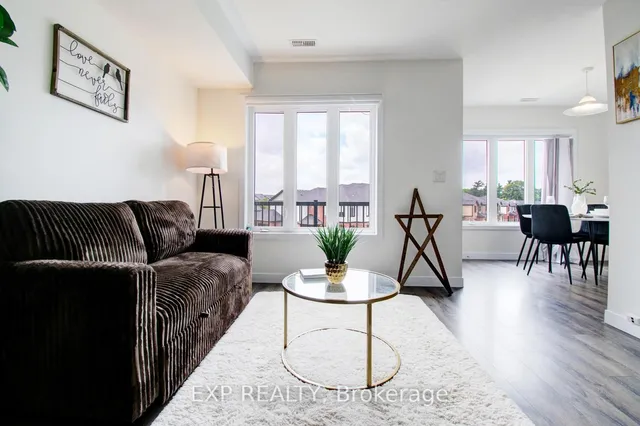 Additional image 42 of 150 ROCHEFORT St Unit E