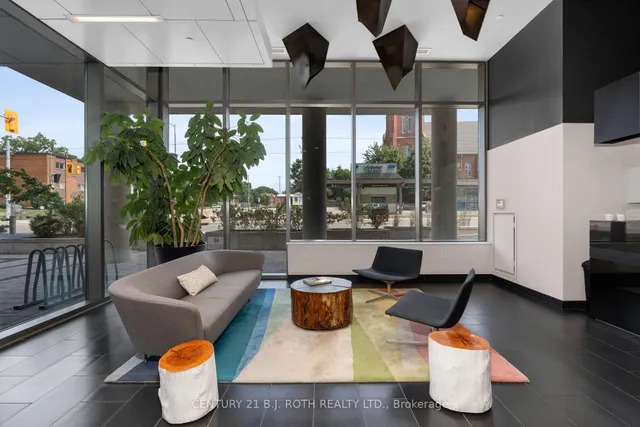 Additional image 22 of 85 Duke St Unit 1507