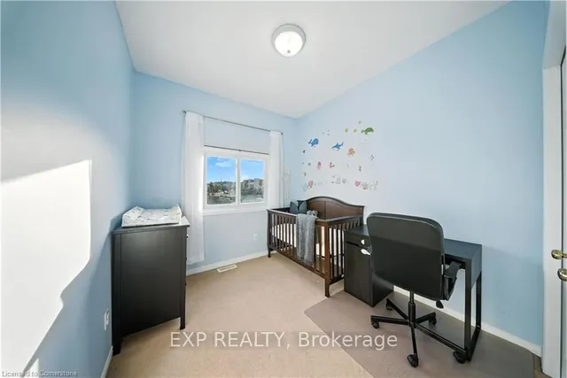 Additional image 19 of 15 Corsica St