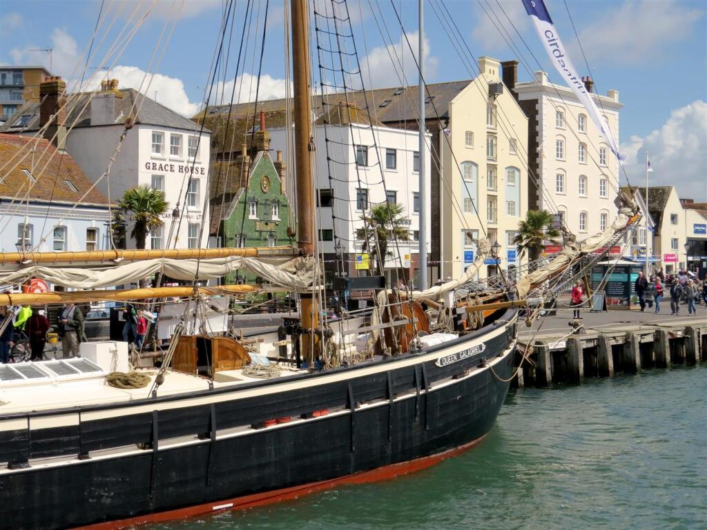 Additional image 18 of Rowes Warehouse