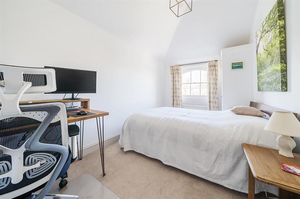 Additional image 10 of London Road, Arundel