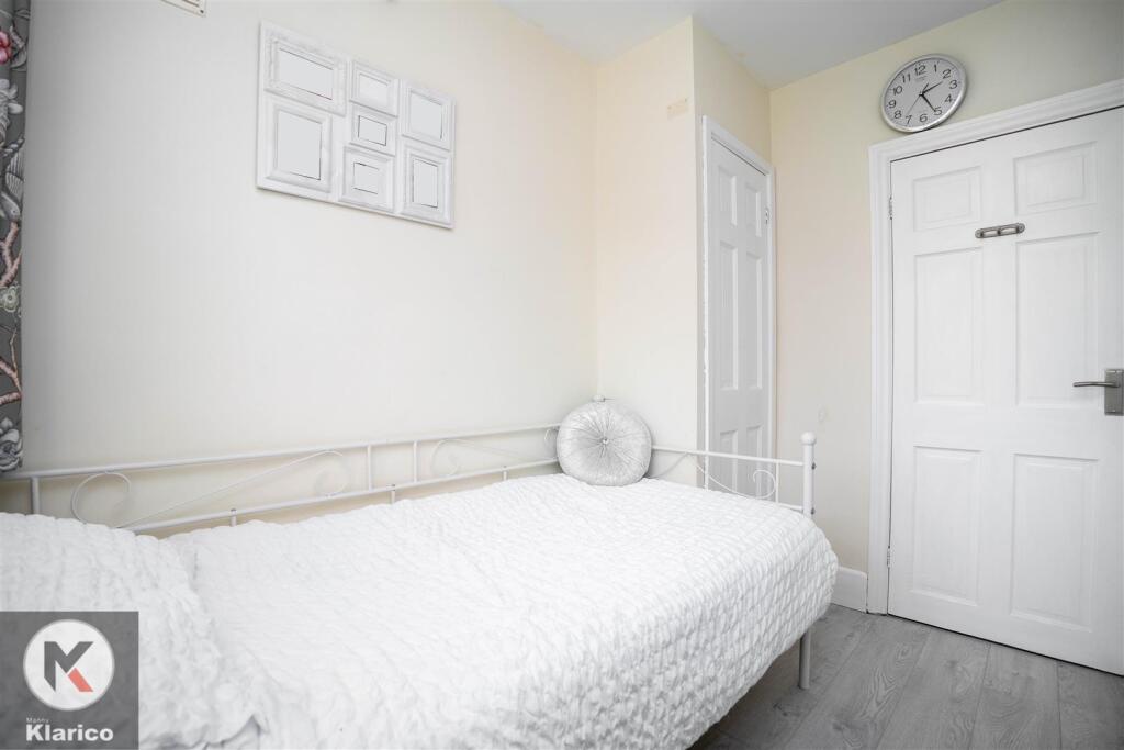 Additional image 20 of Fallowfield Avenue, Hall Green