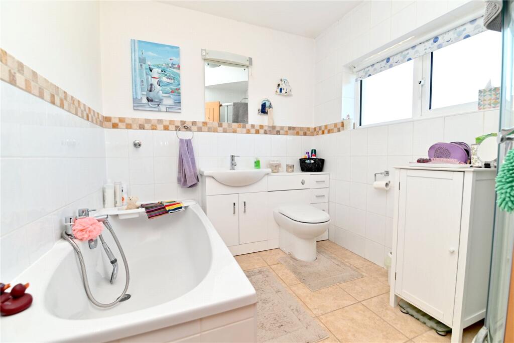 Additional image 7 of High Ridge Crescent, New Milton, Hampshire, BH25