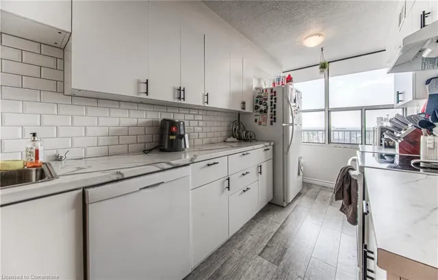 Additional image 28 of 81 Church St Unit 1504