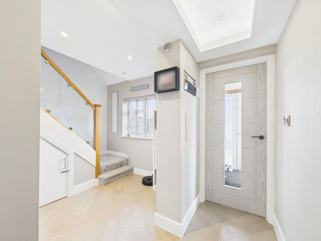 Additional image 13 of Cuckfield Crescent, Salvington, Worthing BN13 2EB