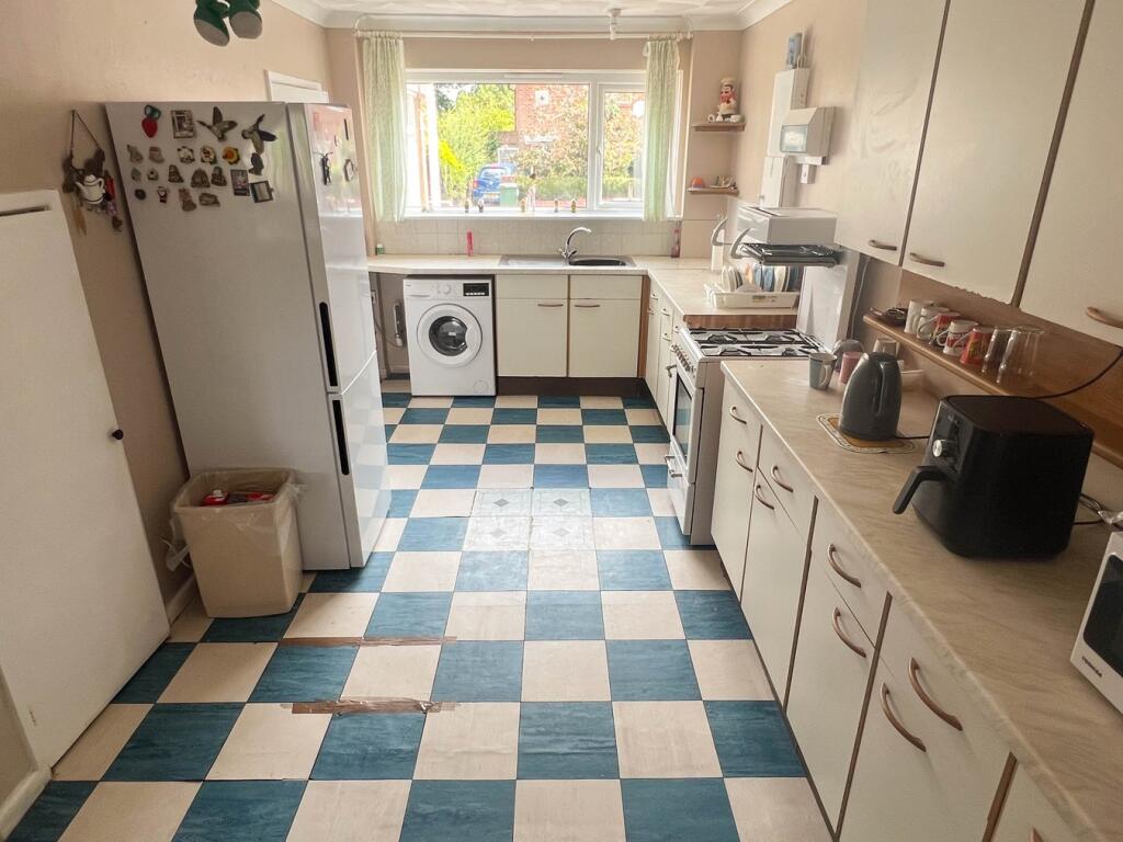 Additional image 17 of Wavell Avenue, Poole, BH17