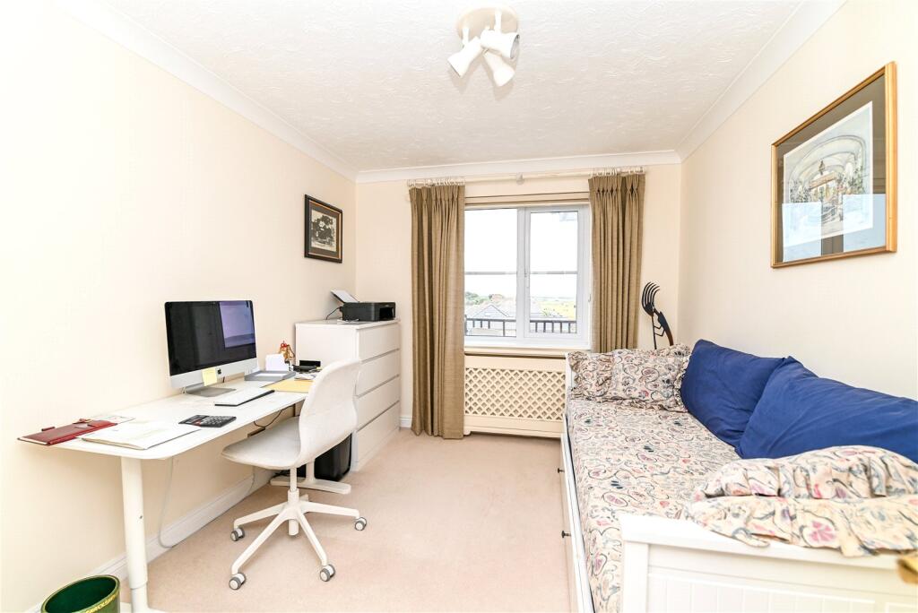 Additional image 10 of Barton Chase, First Marine Avenue, Barton on Sea, Hampshire, BH25