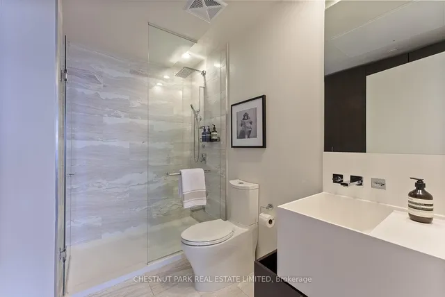 Additional image 27 of 1 Bloor St Unit 7006