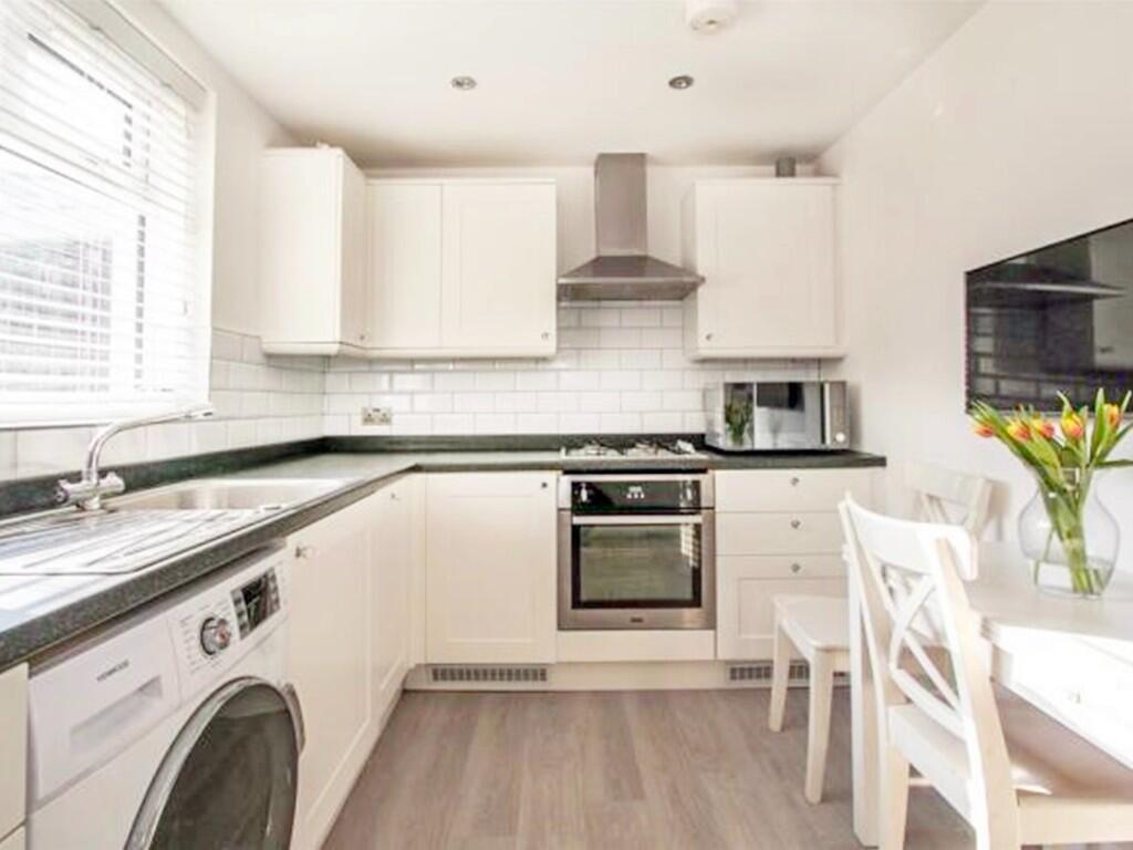 Additional image 4 of Garden Flat, Fortescue Road, Bournemouth, Dorset, BH3