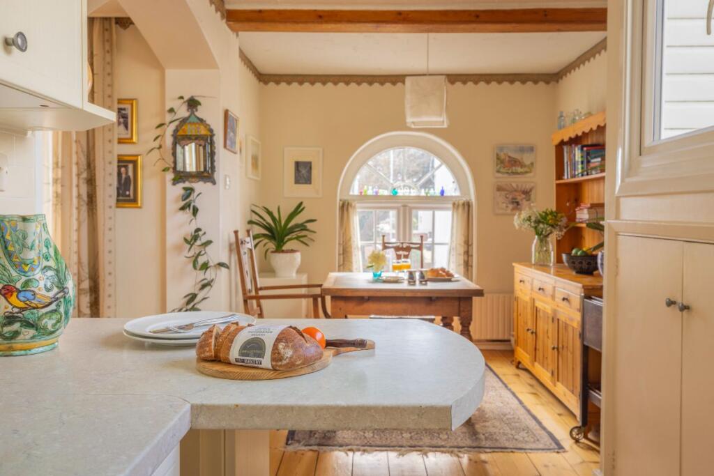 Additional image 10 of South Street, Eastbourne