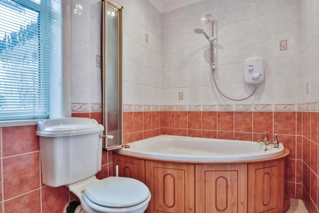 Additional image 5 of ROOM TO RENT - Surrey Road BH12