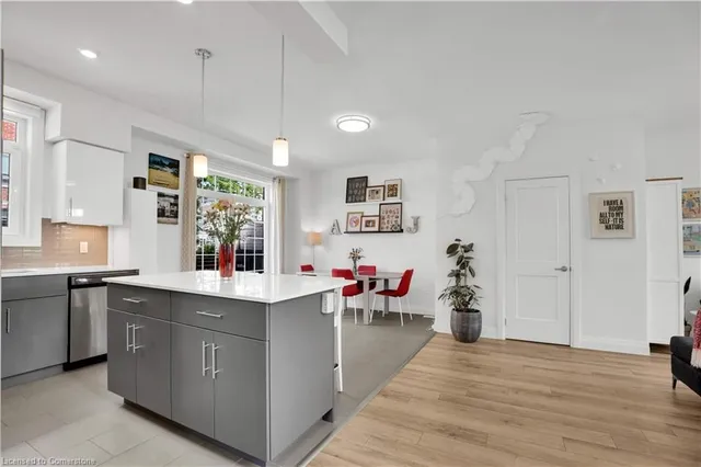 Additional image 10 of 170 Benton St