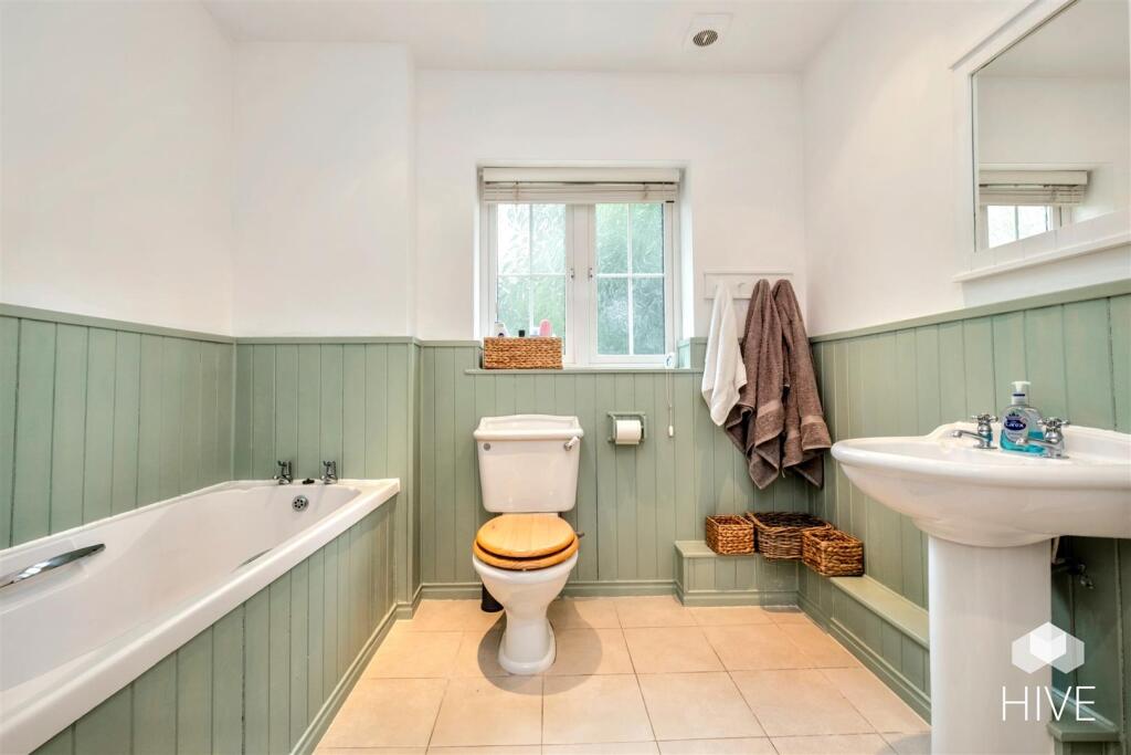 Additional image 24 of Little Dewlands, Verwood