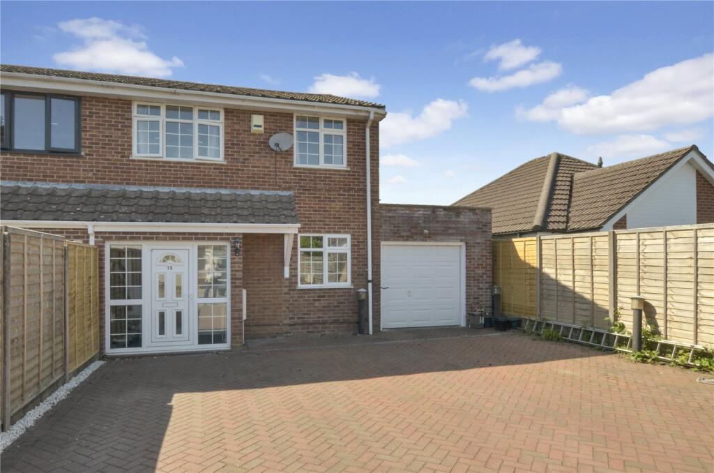 Hardy Close, West Moors, Ferndown, Dorset, BH22