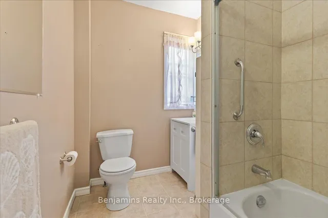 Additional image 22 of 64 Lancaster St