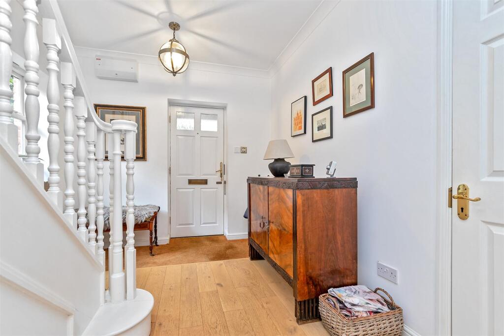 Additional image 21 of Goldsmiths Way, St. Albans